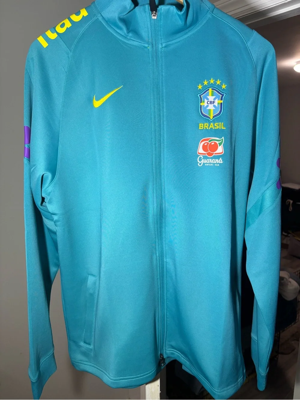 Nike official style